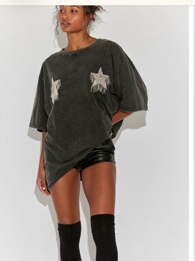 Free People starry 💫🖤 tee